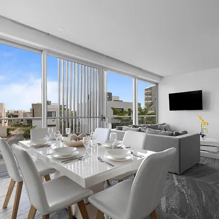Comfy 3Br, Near The Beach